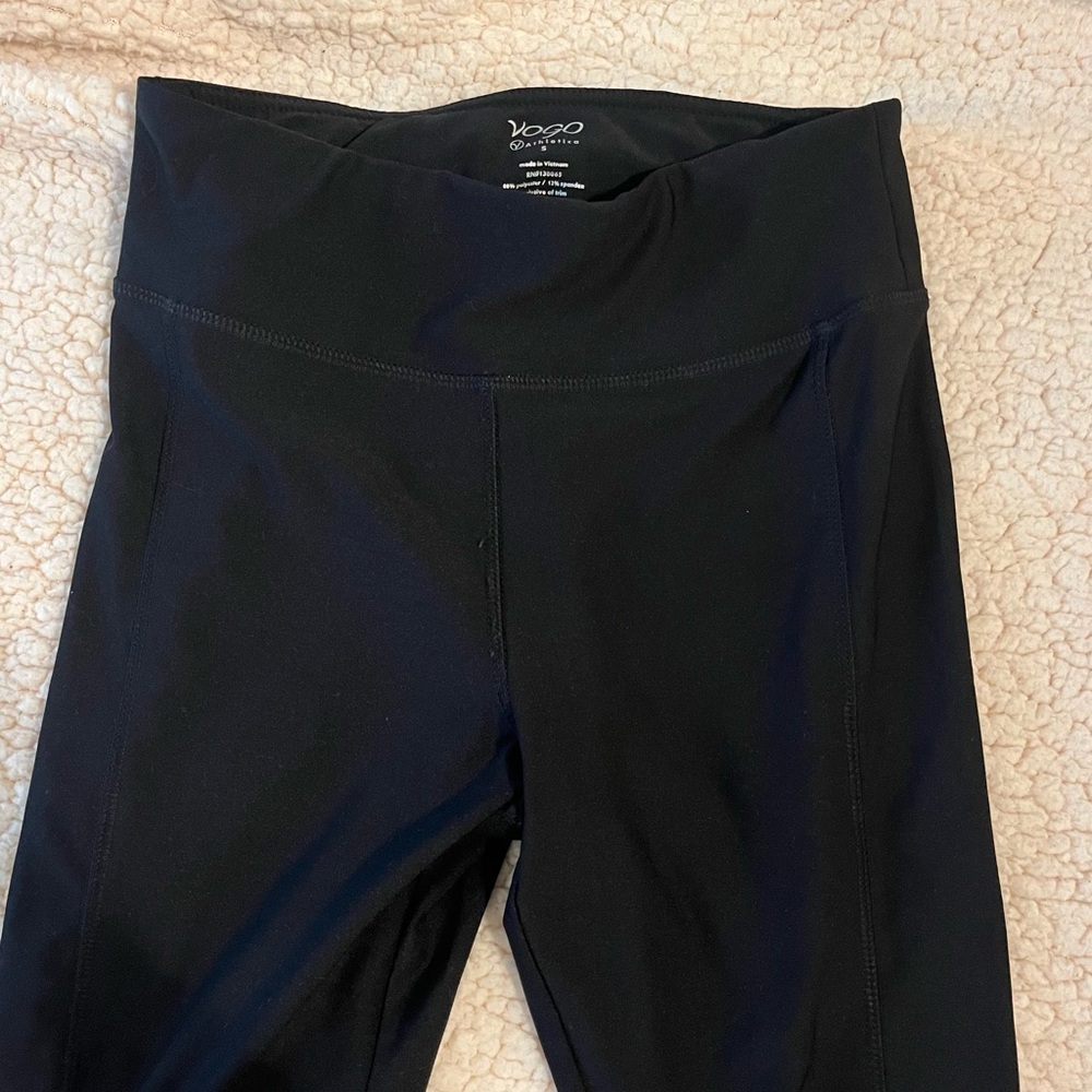 Black leggings